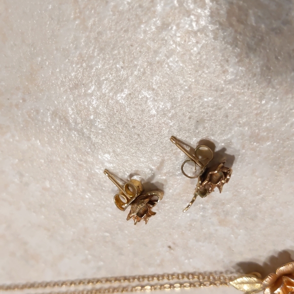 4 for $50 Fashion Jewelry Set Necklace Earrings Rose Gold Roses with Gold Leaves - Picture 7 of 7